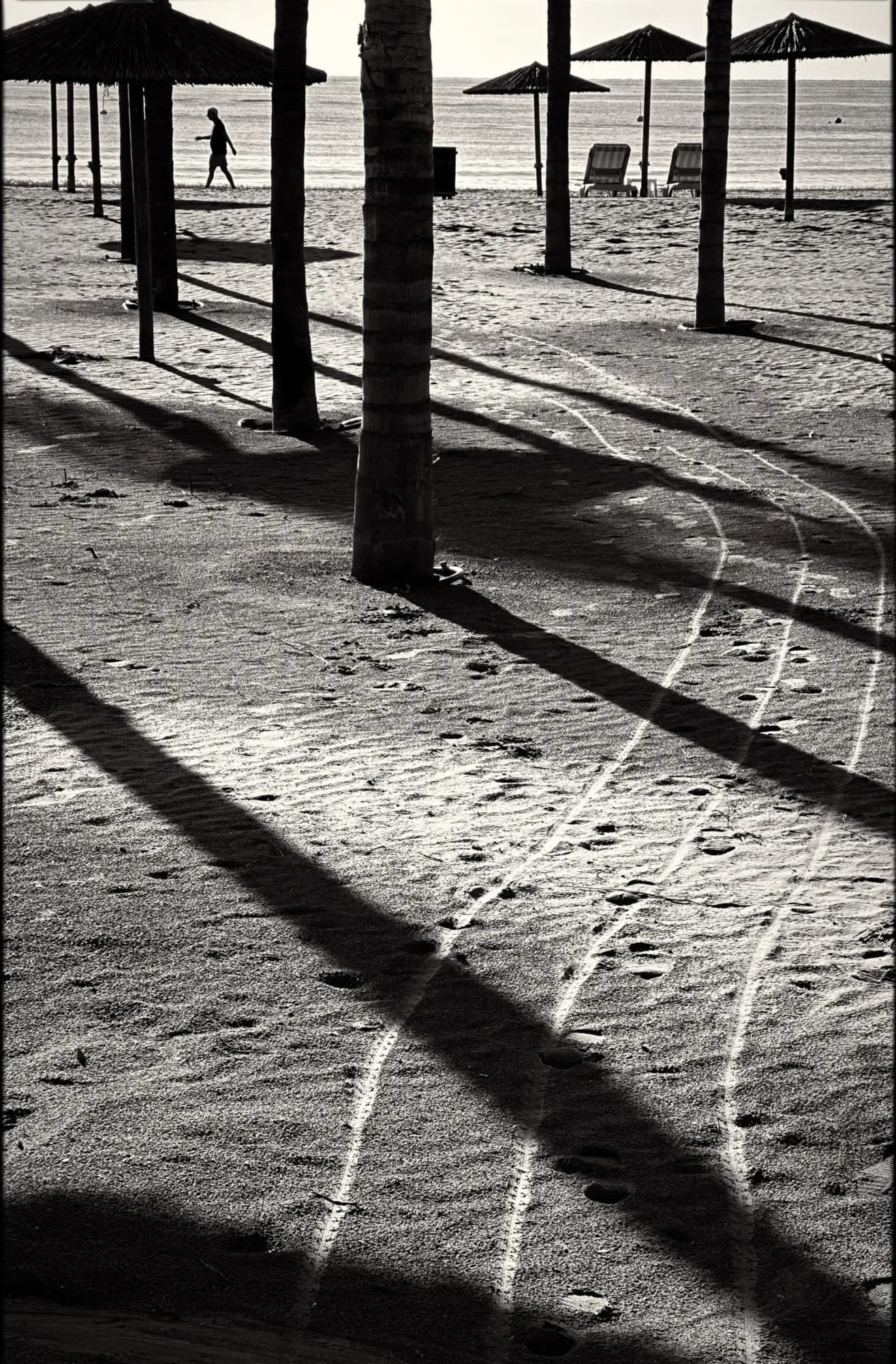 Geometry of a shore — 7